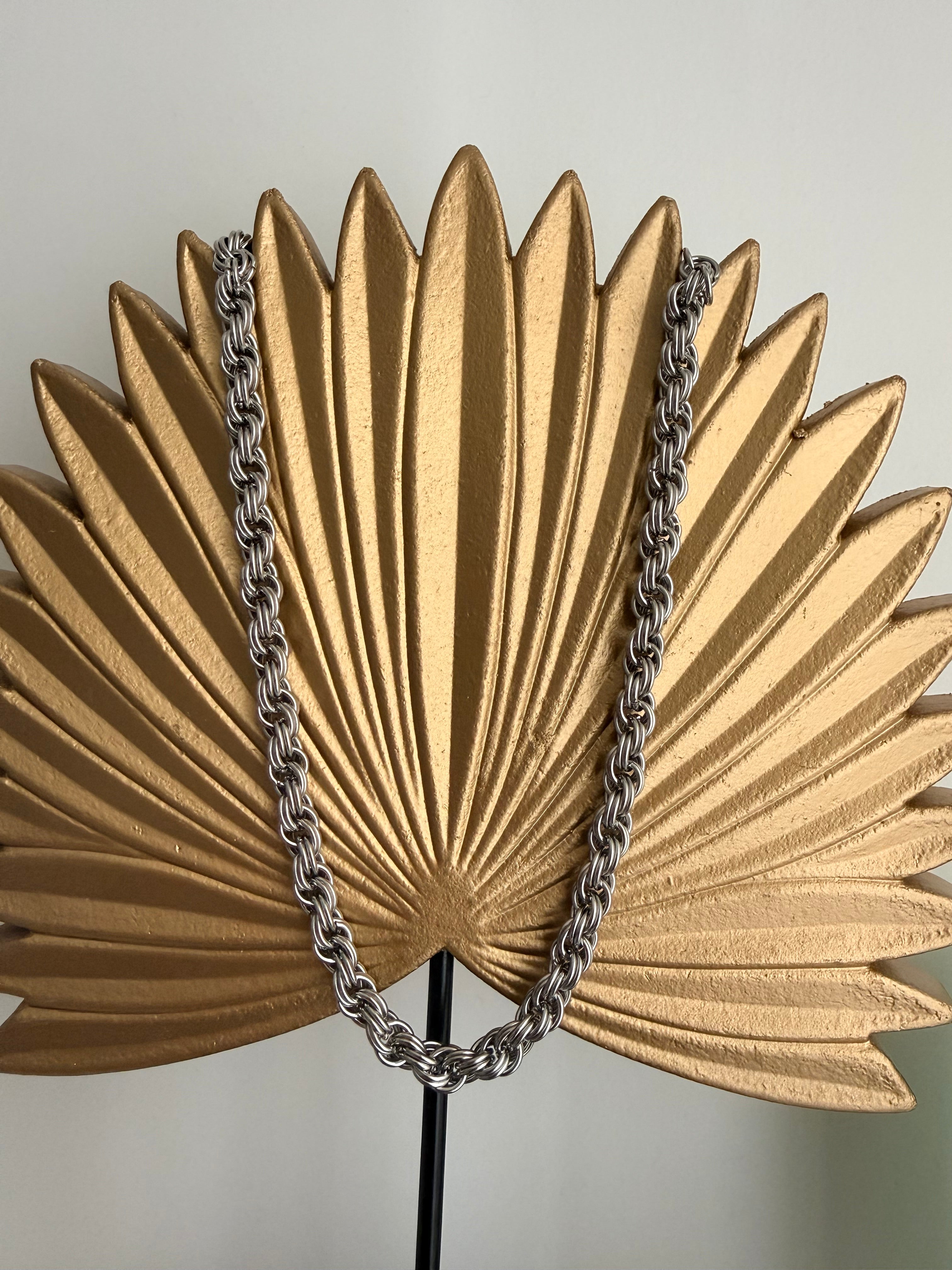 COLLIER TORSADE