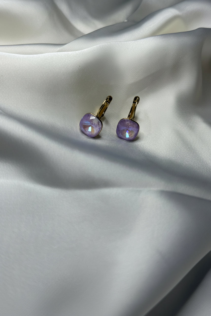 BOUCLE D’OREILLE POURPRE
