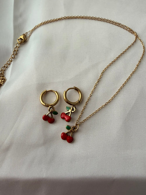 BOUCLE D’OREILLE CERISE