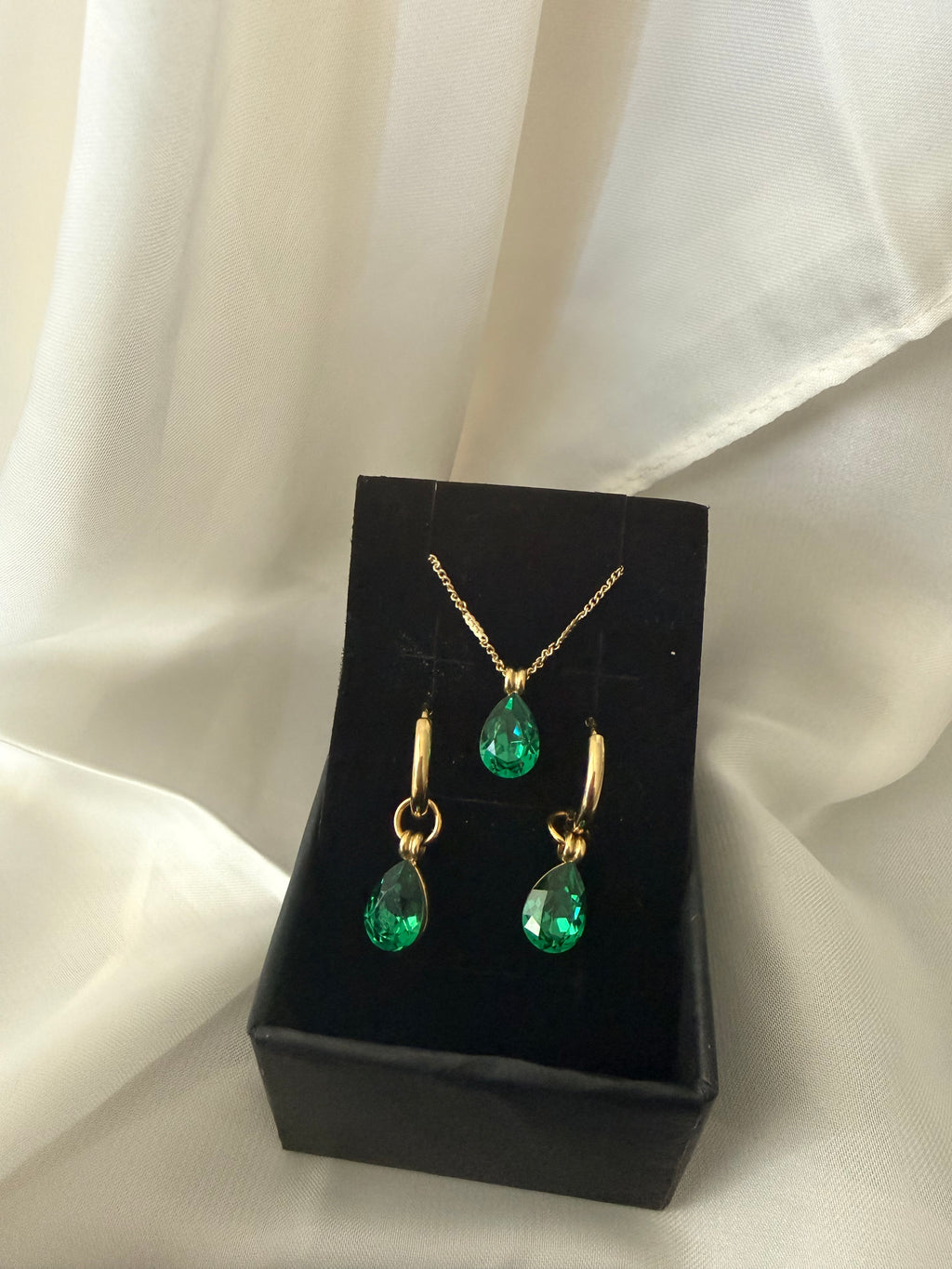 PARURE ÉMERAUDE DUO